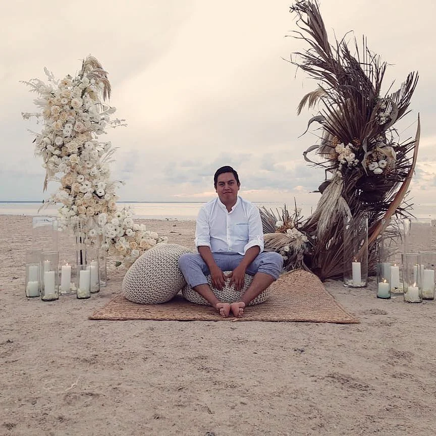Diseño floral de playa con decoración elegante